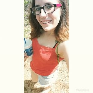 Meet your Posher, Ellie